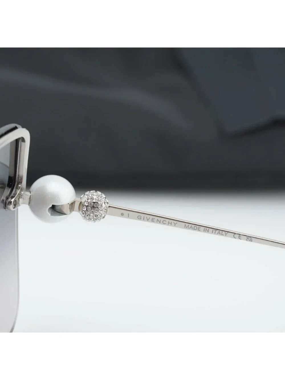 Givenchy GV40110U 16B Butterfly Sunglasses - Silver / Grey